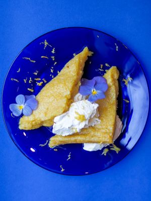 Lemondie
Lemon blondie, lemon cream at NO TU OliDeli in Warsaw