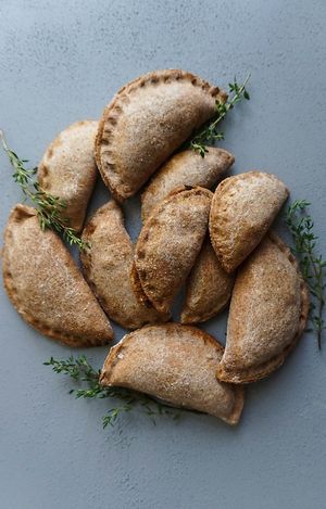 Alkaline butternut squash & chickpea spelt empanadas  at Alkaline Valley - Order & Pick-Up in Amsterdam