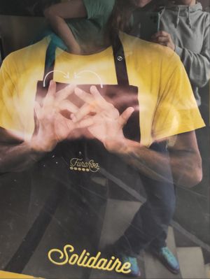  at Furahaa Express - Food Truck in Paris