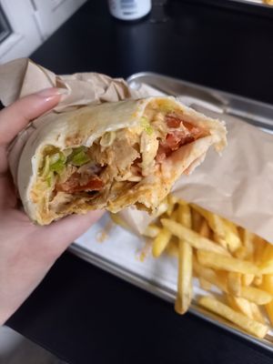  at Furahaa Express - Food Truck in Paris