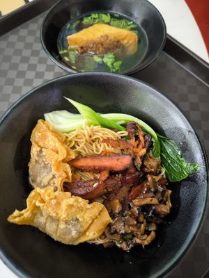 Kolo Mee at  Wanyuan Vegetarian 万缘素食 - Woodlands in North Singapore