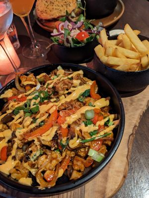 Vegan kip pannetje at Markt 8 in Asten