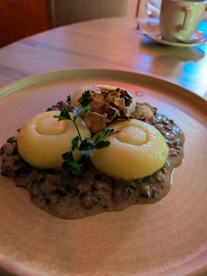 Dumplings at Manna 2 in Warsaw