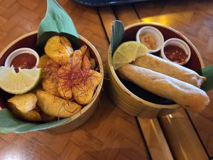 Springrolls & Chili Potatoes at Lost World Restaurant - Universal Studios Japan in Osaka
