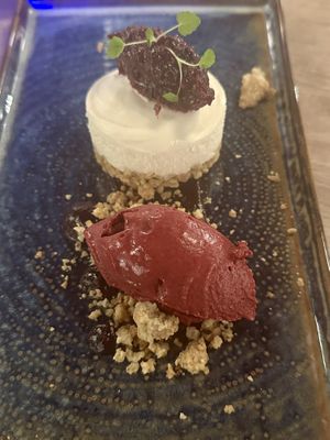 Vegan cheesecake dessert at Brasserie Westerkade in Goes