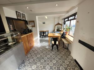 Panadda Thai Takeaway Inside at Panadda Thai Takeaway in Penrhyndeudraeth