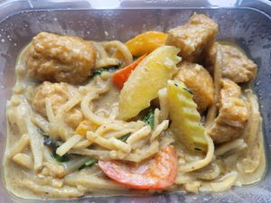 Tofu Thai Green Curry at Panadda Thai Takeaway in Penrhyndeudraeth