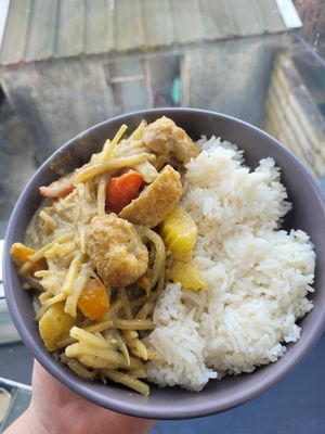 Tofu Thai Green Curry and Jasmine Rice (Plated at Home) at Panadda Thai Takeaway in Penrhyndeudraeth