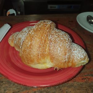 Brioche vuota at Bar Milano in Bologna