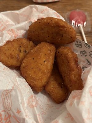 chkn tenders (delicious) and the sucker came w/ the order   at Neat Burger - Porta Venezia in Milan