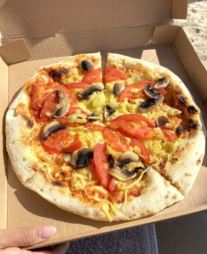 Vegan pizza with vegan cheese  at Palmar Beach Bar in Sithonia
