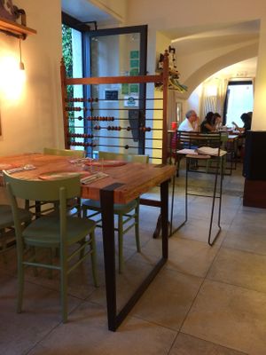 Enough seating  at L'orto di Pitagora in Rovereto