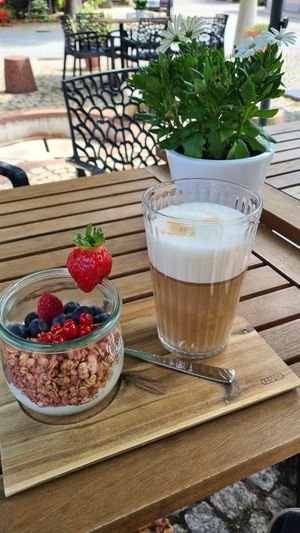 kleines Yoghurt Frühstück, veganisiert at Café Winzrieth in Gaggenau