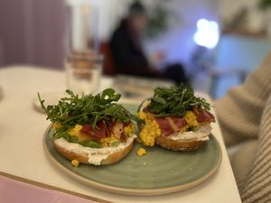 Breakfast bagel  at Bistro Deppat in Vienna