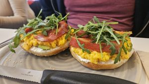 Breakfast Bagel at Bistro Deppat in Vienna