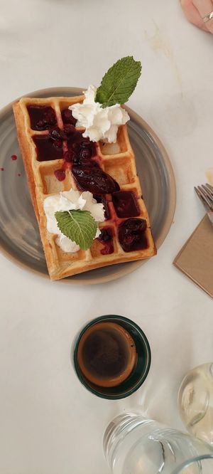 Anne Waffel at Bistro Deppat in Vienna