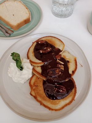 I came back and tried the pancakes with nuts and chocolate and they were soooo good!!! The whole staff is so lovely and kind and very thoughtful!! 💗 at Bistro Deppat in Vienna