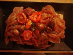 Pissaladière vegana at Cote Rue in Marseille