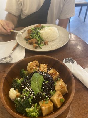   at Kem-Kon KhaoSan (เข้ม-ข้น ข้าวสาร) in Bangkok