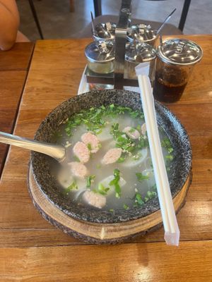 Noodle vietnamienne at Kem-Kon KhaoSan (เข้ม-ข้น ข้าวสาร) in Bangkok