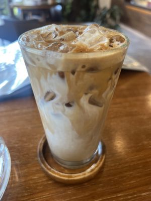 Iced lattee  at Kem-Kon KhaoSan (เข้ม-ข้น ข้าวสาร) in Bangkok