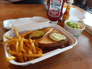 Reuben with seasoned fries and mac n cheese at Native Foods in Glendale