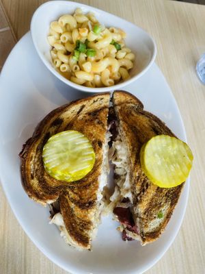 Reuben and Mac and cheesee  at Native Foods in Glendale