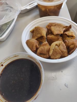 Pan fried wonton w. Garlic sauce at Chen Vegetarian House in West Reading