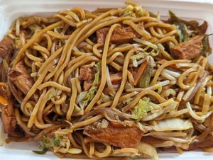 Roast pork lo mein at Chen Vegetarian House in West Reading
