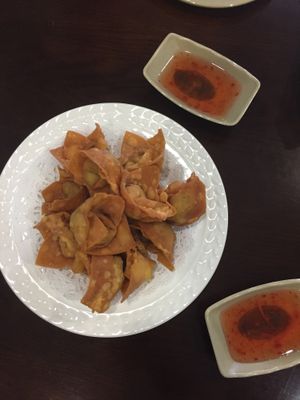 fried wonton at Chen Vegetarian House in West Reading
