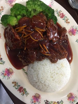 orange chicken at Chen Vegetarian House in West Reading
