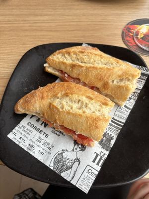 tomato baguette   at Virtus in Mallorca