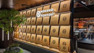 Entrance at MENSHO TOKYO SG in Central Singapore