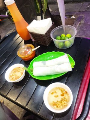 Summer rolls at Tam Khoi Vegetarian Foods in Hanoi