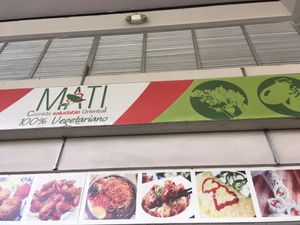 Ubicado en el segundo piso del mall at Mati Comida Saludable in Medellin
