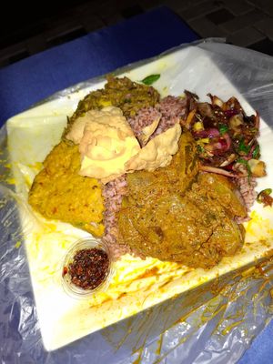 Buffet dishes to go with rice at Gami Gedara - ගැමි ගෙදර in Dambulla