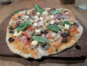 Veggie pizza at Kasama in Palomino