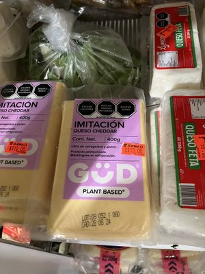 Quesitos veganos  at Super Hawaii in San Patricio