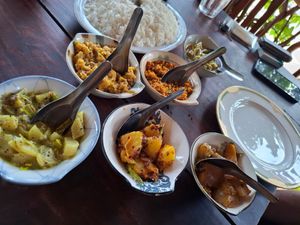 7 Vegetables Curry Dish from menu at Ahinsa Restaurant in Sigiriya