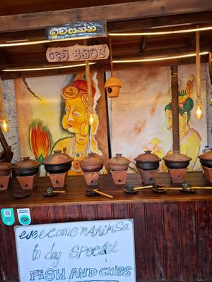 Buffet for Curry at Ahinsa Restaurant in Sigiriya