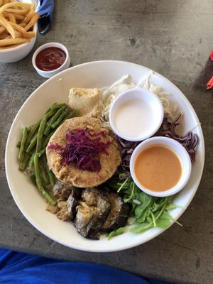 Bowl with lentil burger   at Soul Food in Valletta