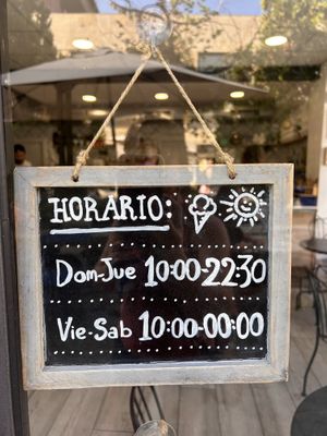 Opening hours   at Adagio Gelateria in Boadilla Del Monte