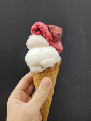 Happy cookie, c'est aussi des glaces et des sorbets. at Happy Cookie in Bordeaux