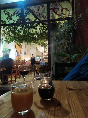 Cuarta y zumo at La Vitamina in La Palma