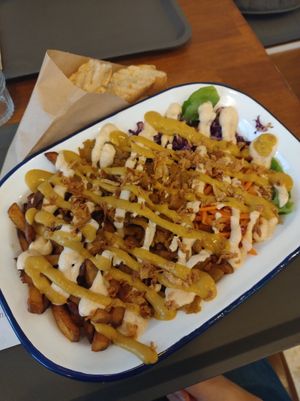 Bowl seitan at Güstavo Gemüse Vebab in Lyon