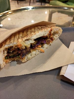  at Güstavo Gemüse Vebab in Lyon