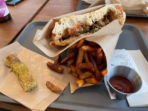  at Güstavo Gemüse Vebab in Lyon