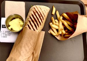   at Güstavo Gemüse Vebab in Lyon