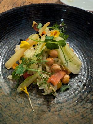 Course #2, chickpeas were so lovely and crunchy, a delicious flavour symphony at Florent le Bistro in Utrecht