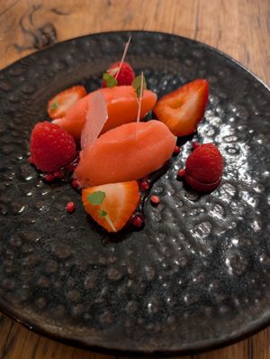 Course #4 dessert - the raspberry pearls were quite special! A delicious dessert full of complementary tastes and textures, I wanted to lick the plate at Florent le Bistro in Utrecht